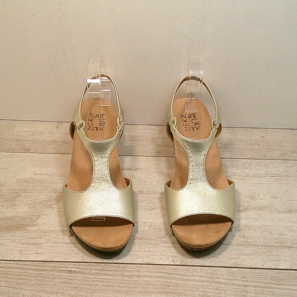 Naturalizer Women's Maura Open Toe Silver Metallic Sandal Size 8 - Picture 6 of 10